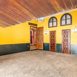 Elegante Casa Con Piscina En Centro Histórico Сasa de vacaciones Sevilla